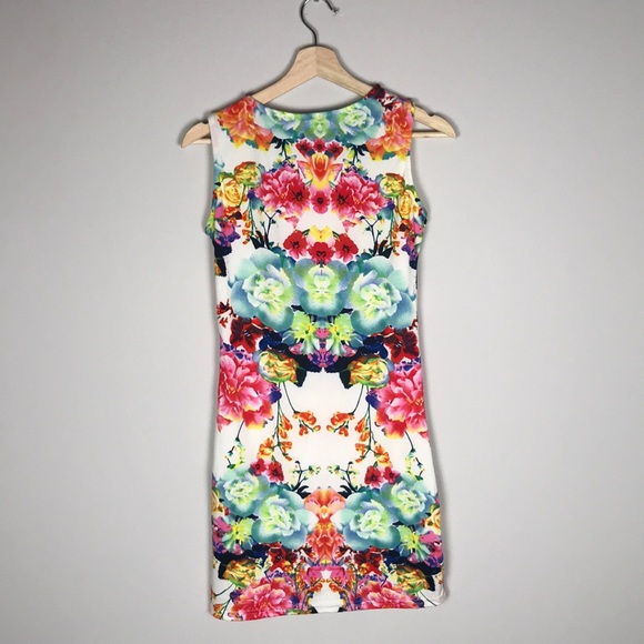 H&M Floral Bodycon Dress in Size Medium - Picture 4 of 4